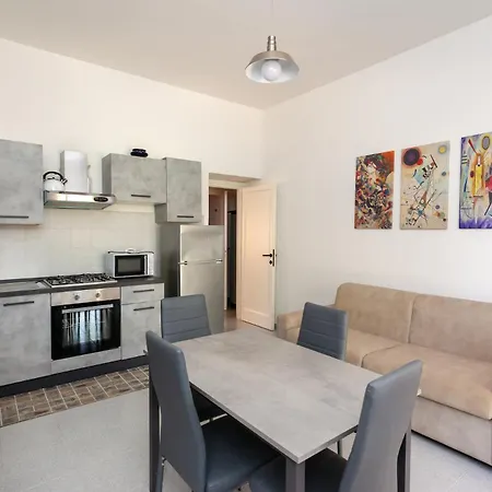 Bilo Suaredda * San Teodoro (Sardinia)