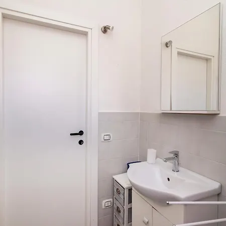 Bilo Suaredda Дом отдыха